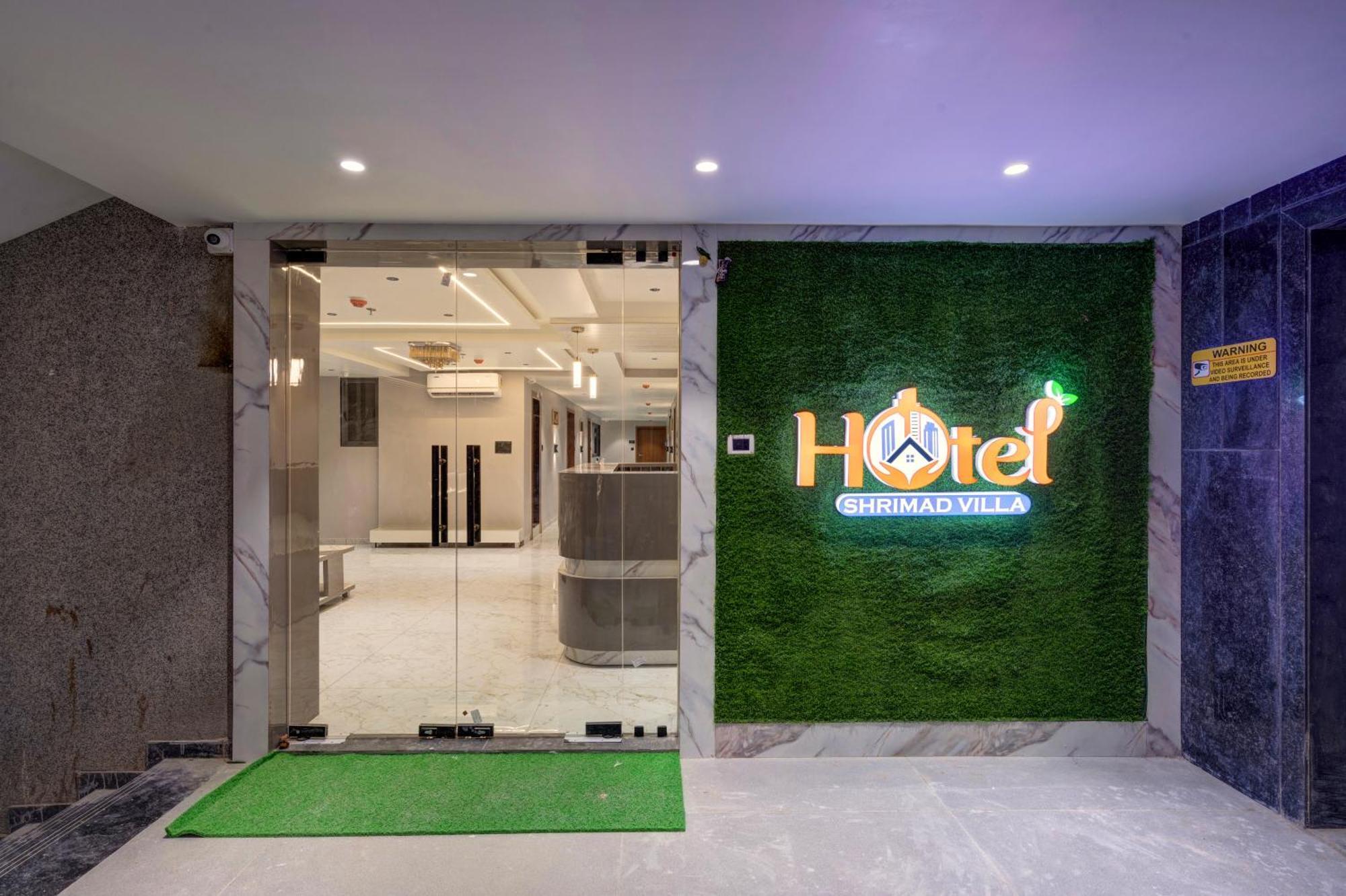 Hotel Shrimad Villa Ґандінаґар Екстер'єр фото